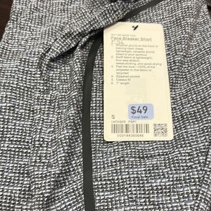 Lululemon Pace Breaker LL 7 inch men’s shorts